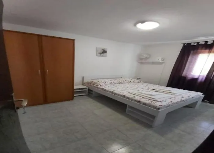 Dalmatin Uljana - 3 Apartament *